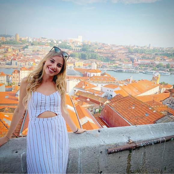 Profile Picture of Collette Hamamah (@collettehamamah) on Poshmark