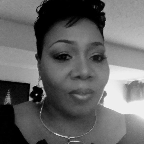 Profile Picture of Shirley Colbert (@shirley531964) on Poshmark
