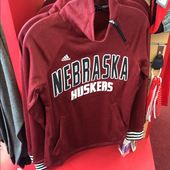 Profile Picture of Angela Maurstad (@amaurstad) on Poshmark