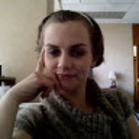 Profile Picture of Mashea Voyles (@vmashea) on Poshmark