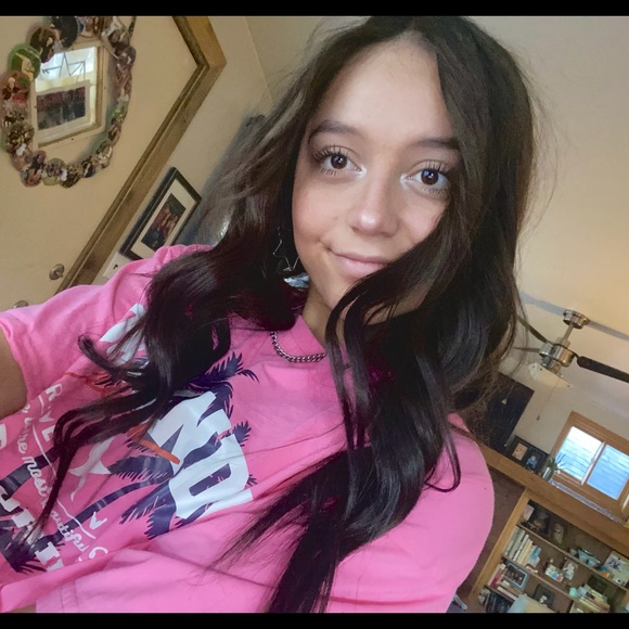 Profile Picture of Maci Okrusch (@maciokrusch11) on Poshmark