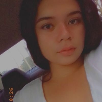 Profile Picture of Isabella (@isabellai1904) on Twitter