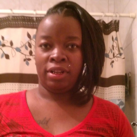 Profile Picture of Christina James (@christinajam617) on Poshmark
