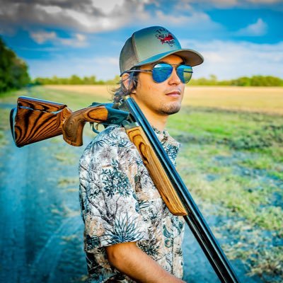 Profile Picture of Clint Hollis (@clint220) on Twitter