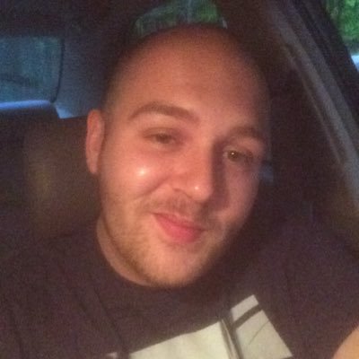 Profile Picture of Jon Oswald (@JonnyOswald) on Twitter