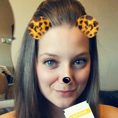 Profile Picture of Keely Harris (@keelyharris1) on Twitter