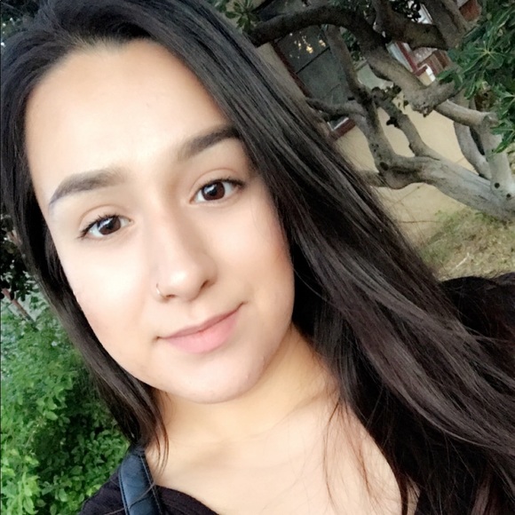 Profile Picture of Lucero Calderon (@luci_cal) on Poshmark