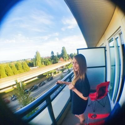 Profile Picture of Jules (@JuliaRoseRobb) on Twitter