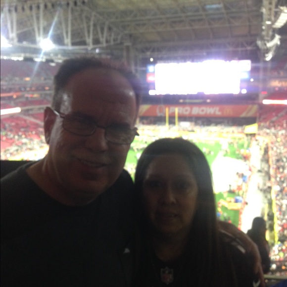 Profile Picture of Vicki Kennerson (@kennervicki) on Poshmark