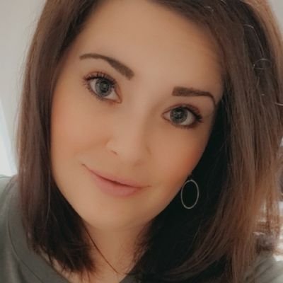 Profile Picture of Miranda Perry (@MirandaLPerry) on Twitter