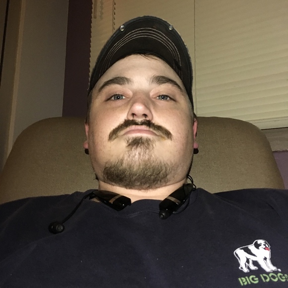 Profile Picture of Andrew Blakesley (@andrewblakesley) on Poshmark