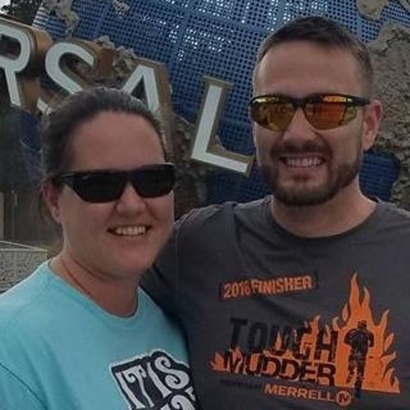 Profile Picture of Dan Janczak (@janczakdan) on Poshmark