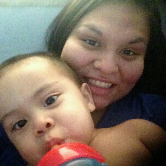 Profile Picture of Hope Becenti (@hopebecenti) on Poshmark