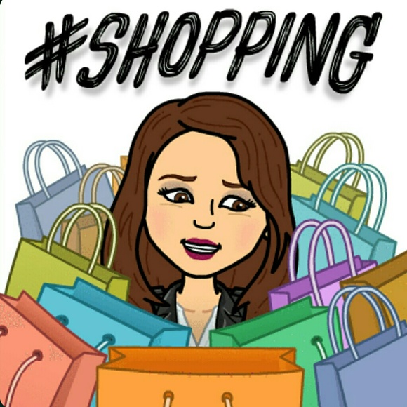 Profile Picture of Jodie Block (@jodiescloset) on Poshmark