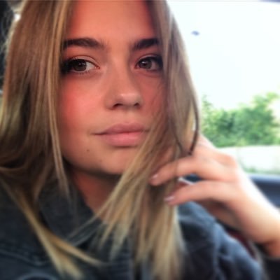 Profile Picture of Lauren Mcguire (@lau_mcguire) on Twitter