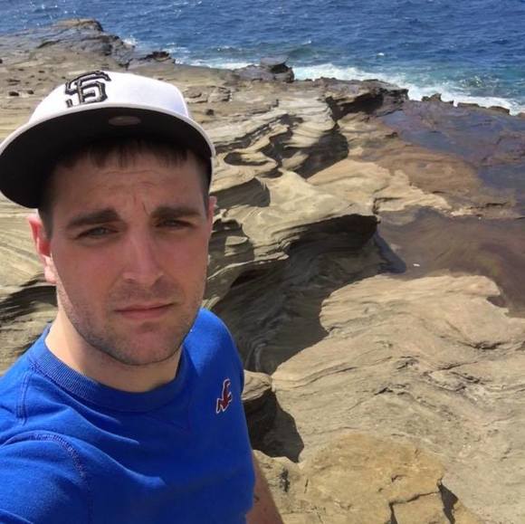 Profile Picture of Joshua Morris (@michigan3353) on Poshmark