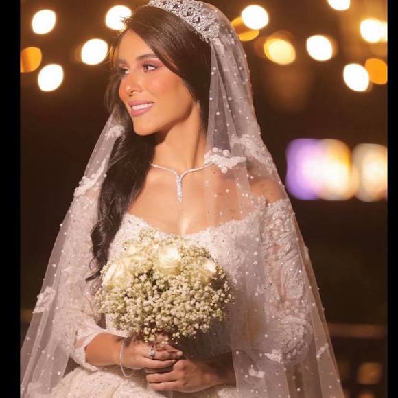 Profile Picture of Lynn Chaar (@leenchaar12) on Poshmark