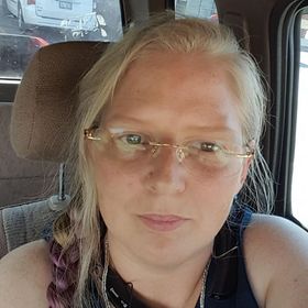 Profile Picture of Marilyn Holt (@strawberryholt) on Pinterest