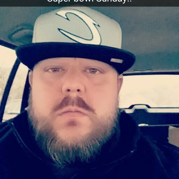 Profile Picture of Ryan Hysong (@ryanjmadeit) on Poshmark