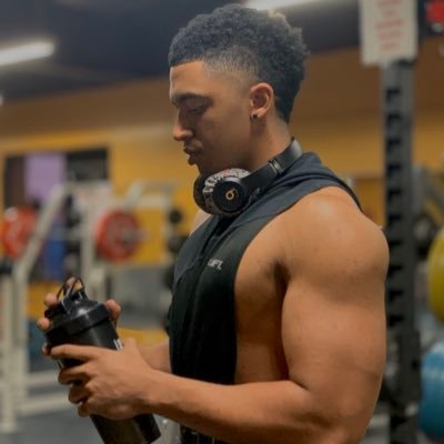 Profile Picture of Dreamvillain (@ChrisLeeMonk) on Twitter