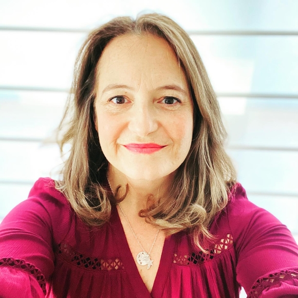 Profile Picture of Lara Mcdougall reed (@llmcdr) on Poshmark