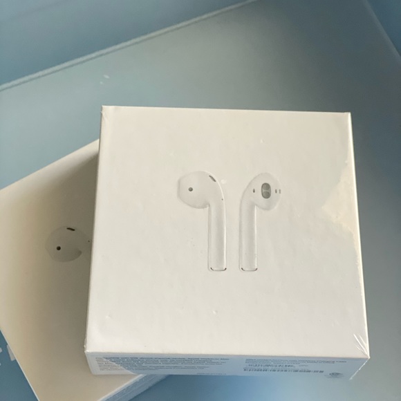 Profile Picture of Alina Chereshnia (@alinacher) on Poshmark