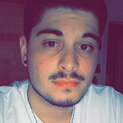 Profile Picture of Chris Andrés Smith (@ChrisAndresSmth) on Twitter