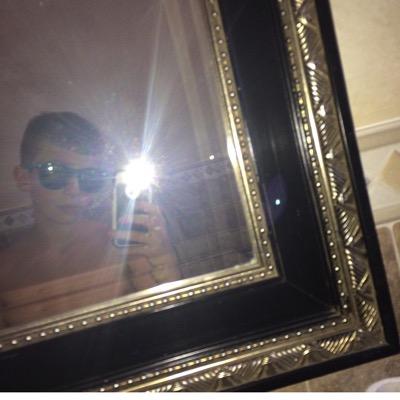 Profile Picture of Nicholas Delaurentis (@nickdelo714) on Twitter