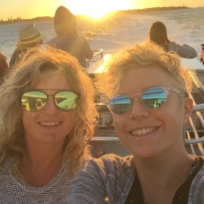 Profile Picture of Shelby Stapleton (@shelbynuala) on Twitter