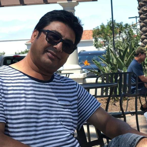 Profile Picture of Aziz Bigzada (@azizbigzada) on Poshmark