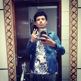Profile Picture of EverthingOnYourHand (@nickoliver657) on Pinterest