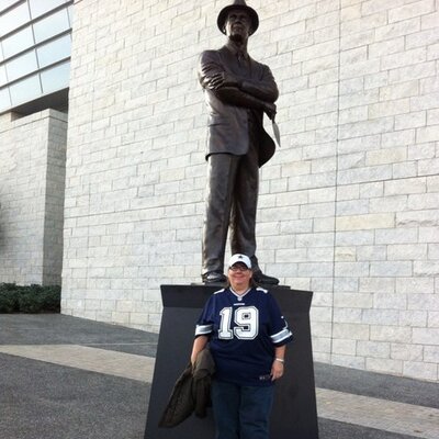 Profile Picture of Cynthia Earnhardt (@ninnye63) on Twitter