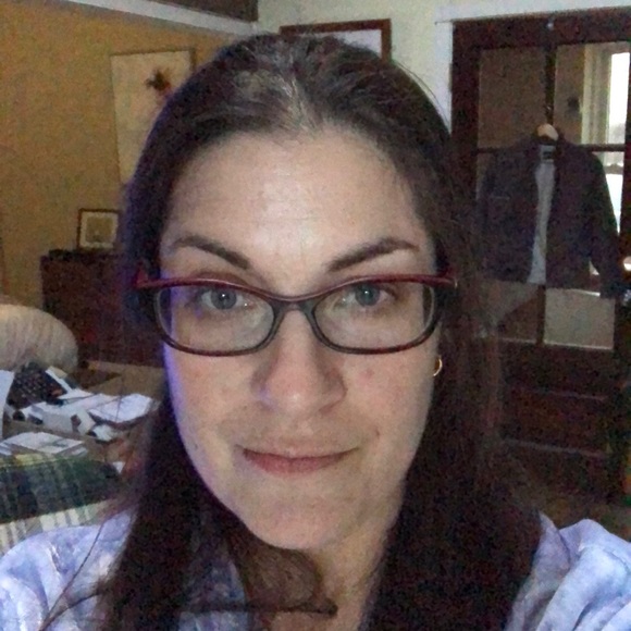 Profile Picture of Maya Maughmer (@mmaugh1) on Poshmark