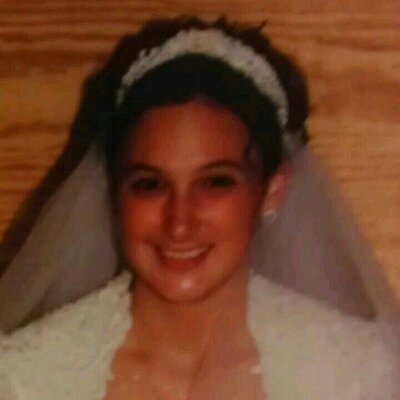 Profile Picture of Miranda Blakely (@97b98eb2e0934a0) on Twitter