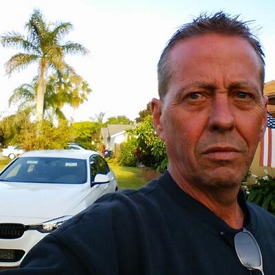 Profile Picture of Robert Moring Jr (@ticketvolt1) on Twitter