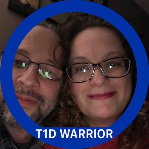 Profile Picture of Dana Scherzi (@derosa1975) on Poshmark