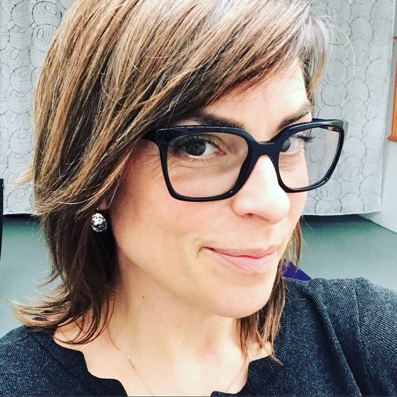Profile Picture of Jenni jo Mclaughlin (@jennijodrew) on Poshmark