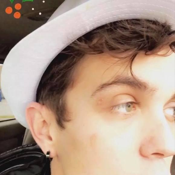 Profile Picture of Carl Mckenzie (@c_mck23) on Poshmark