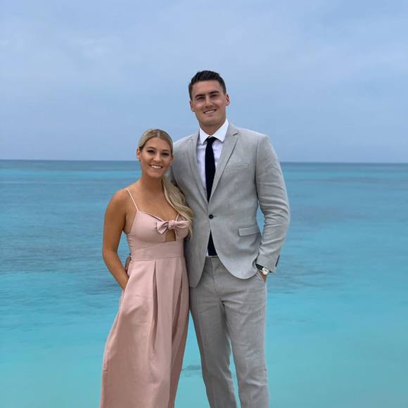 Profile Picture of James Scully (@jamesscully1) on Poshmark