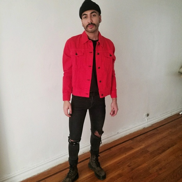 Profile Picture of Alexander Pabon (@apabon92) on Poshmark