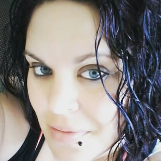 Profile Picture of mommy86 (@tabitha.lyon) on Instagram