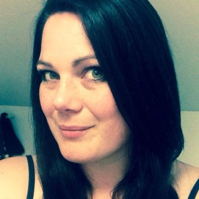 Profile Picture of Caroline Richards (@Caz_art) on Twitter