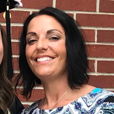 Profile Picture of Mary Cisco (@ciscotrauma) on Twitter