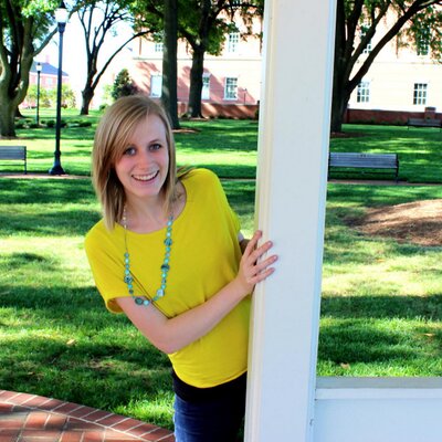 Profile Picture of Carisa Smith (@messes2memories) on Twitter