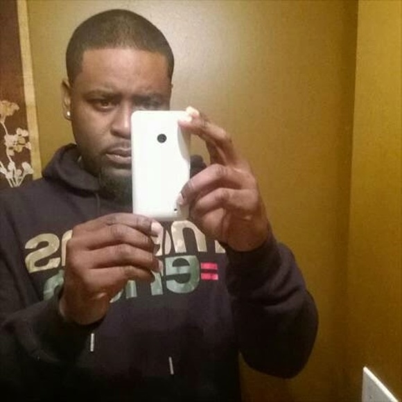 Profile Picture of Corey Thomas (@coreythomas267) on Poshmark