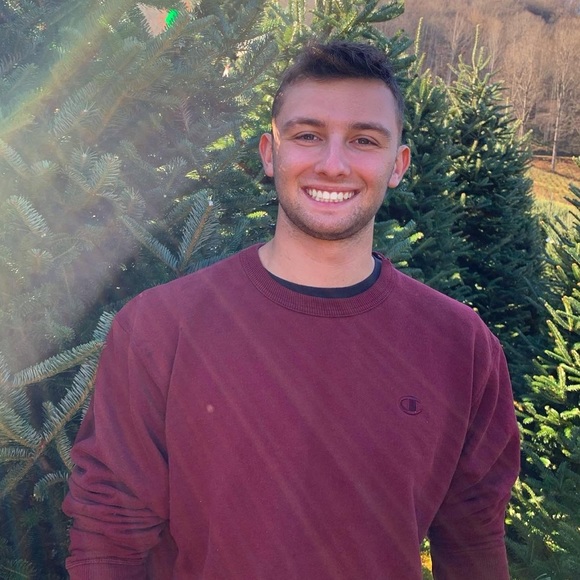 Profile Picture of Derek Kosydar (@kosydard) on Poshmark