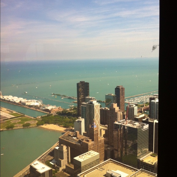 Profile Picture of Chelsea Handren (@chelseab323) on Poshmark