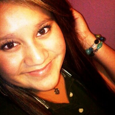 Profile Picture of Samantha Monsevais (@SMons_Em75) on Twitter