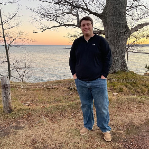 Logan Swales - Poshmark Profile Picture of Logan Swales (@redwlog) on Poshmark