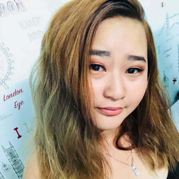 Profile Picture of Hồng Trương (@hong_truong) on Poshmark